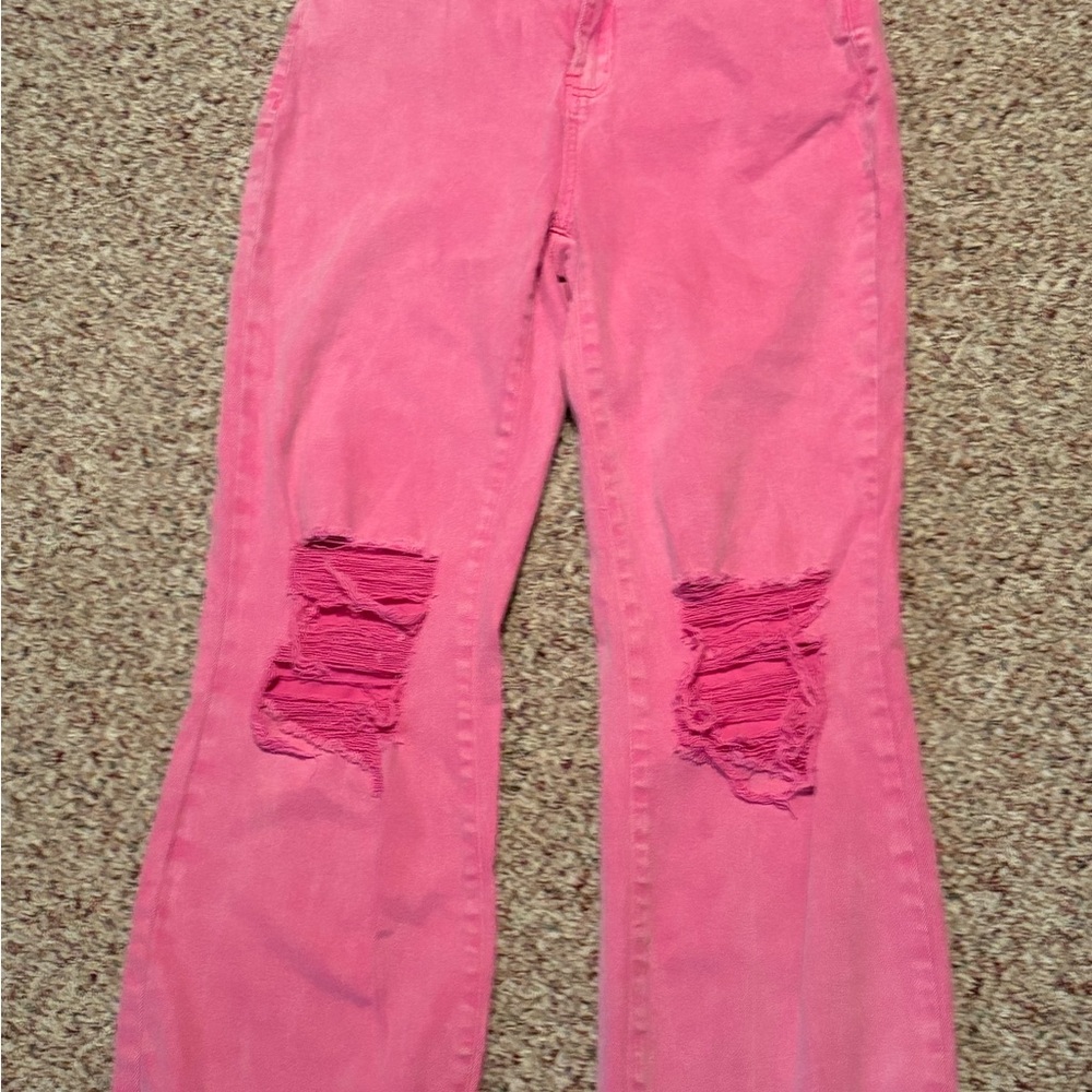 Zenana Outfitters Pink Cropped Jeans